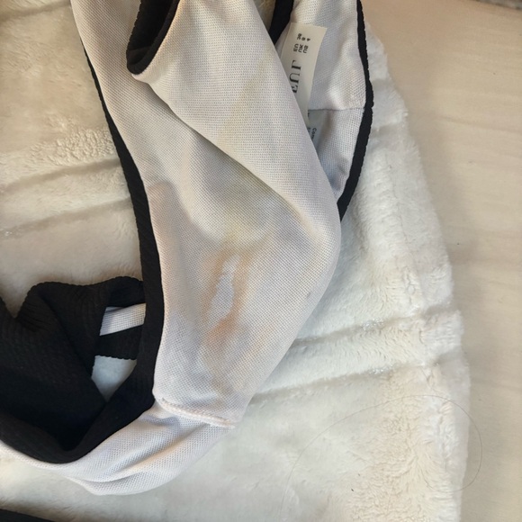 Zaful Black Minimalist Bikini Set - Picture 3 of 4